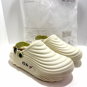 Mens Cream Slip-On Clogs/Crocs with Plush Lining NWT